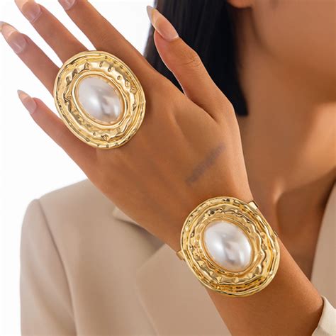 Company Overview - Yiwu Xuerou Jewelry Co., Ltd.