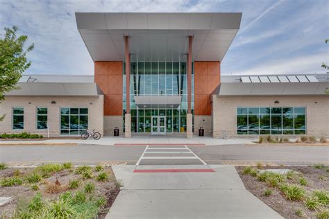 Williams Farm Community Recreation Center - Burgess Snyder