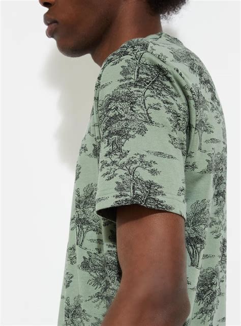 Buy URB_N Men Slim Fit Printed T-shirt Online at just Rs. 399.0 ...