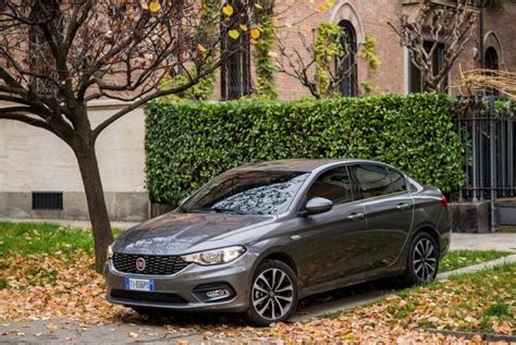 Fiat Egea to Replace Linea in India [Images, Specification, Features ...