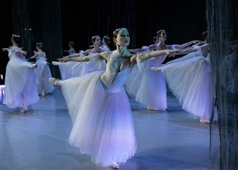 National Ballet of Ukraine Performances 的图像结果