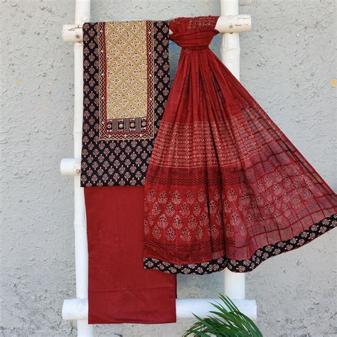 AAYAT - Pure Cotton Black Vegetable Dyed Patch Yoke Top Piece With Mar ...