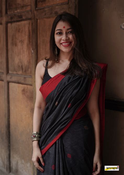 Komolika – Amrapali Boutique