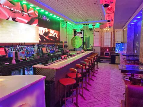 Inside the Club | MK Lounge DC