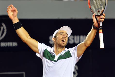 Download Pablo Cuevas Arms Up Wallpaper | Wallpapers.com