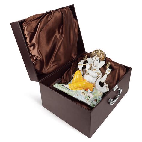 Peacock Ganesha (Porc)- Colored