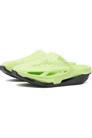 Sneakers & Sports Shoes in Yellow color for men | FASHIOLA.in