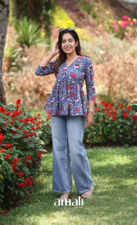 Dark blue and Red Jaipur Hand Block-Printed Short Top – Amali Salwars