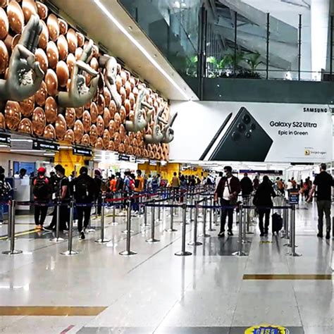 Airport Advertisment – SignOSign