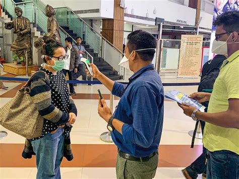 Covid-19: This is how Indian government's new screening procedure works ...