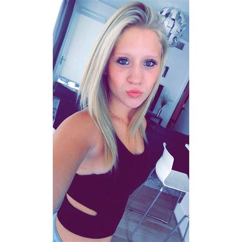 Lizzy Wurst Sexy and Cleavage Pictures (19 pics) - OnlyFans Leaked Nudes