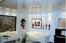 soffitto con faretti foto soffitto teso laccato bianco con faretti di tecni soffitto con faretti foto soffitto teso laccato bianco con faretti di tecni