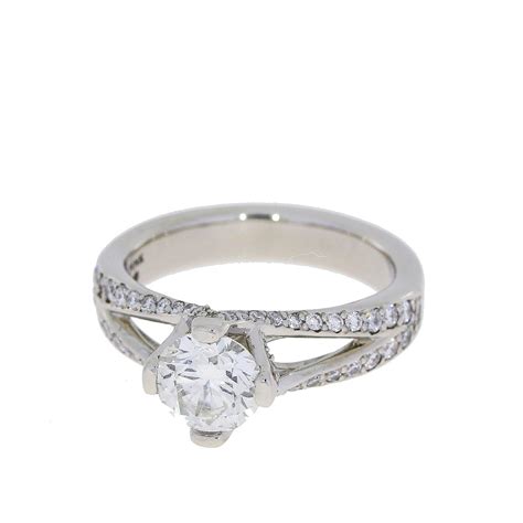 What Does 2.77 Carat Mean for a Lab-Grown Diamond? | Mikado Diamonds