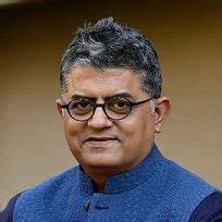 Gajraj Rao - Movies, Biography, News, Age & Photos | BookMyShow