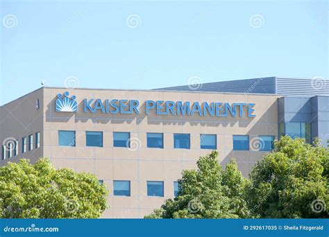 Kaiser Permanente Sign on Side of San Leandro CA Hospital Building ...