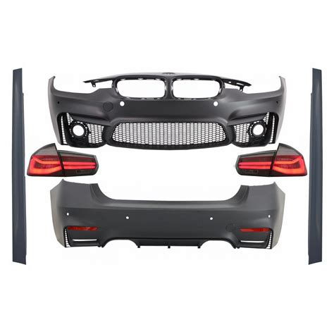 Kit carrozzeria completo per BMW Serie 3 F30 (2011-2019) con fanali...