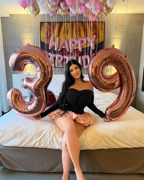 Vianey Frias (@vianeyfrias) • Instagram photos and videos