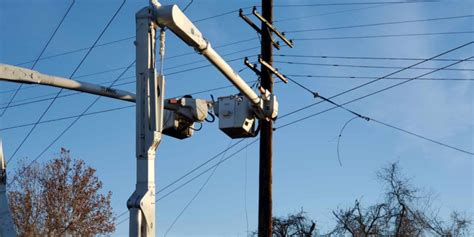 Power restored after outages in Springfield Monday morning