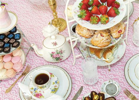 A Girls Girl : Safe Space Brunch, 1530 E Kemper Rd, Cincinnati, 21 ...