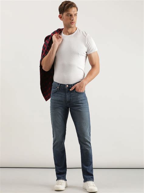 Lee Men Blue Rodeo Heavy Fade Stretchable Clean Look Jeans - Price History