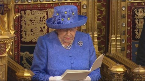 90岁英女王低调庆高寿 见证12位首相更迭-搜狐娱乐