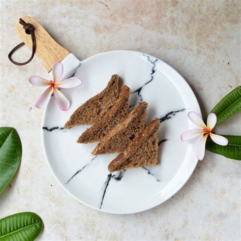 CHICERAMIC marble plate with wooden handle - S Online - Premium Platter ...
