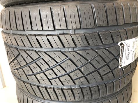 Corvette Tires - Continental Extreme Contact DWS 06 Plus Tires