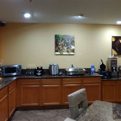 BEST WESTERN DALLAS INN & SUITES - Prices & Hotel Reviews (Oregon)