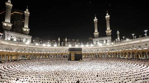 When is Hajj 2025? Key dates for Mecca, Saudi Arabia pilgrimage ...