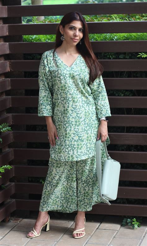 Cotton Handblock Dabu Mint Green Coord Set – Baareeki