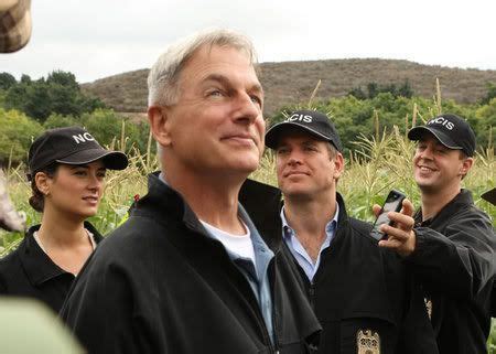 ncis behind the scenes - Google | Ncis, Ncis cast, Leroy jethro gibbs