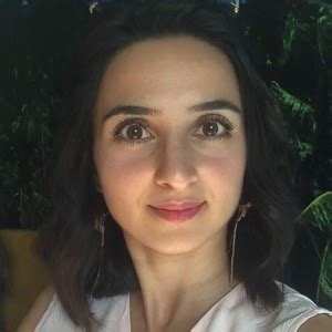 Gülhan - ESOL teacher - ₹211/h