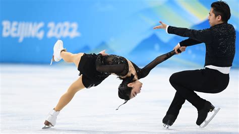 China's Sui Wenjing, Han Chan break pairs short program record at ...