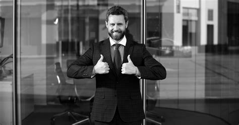 Business Man Giving Thumbs Up 的图像结果