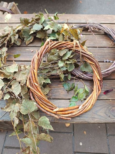 Autumn wreath workshop , Ash & Elm Horticulture, Old Hall,, Machynlleth ...