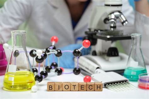 Biotechnology Lab Tools 的图像结果