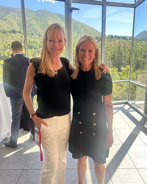 Martha MacCallum - Biography, Height & Life Story | Super Stars Bio