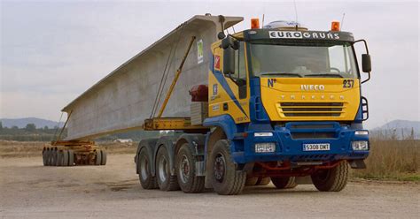IVECO Trakker AD from 2004 :: truckinfocus.com
