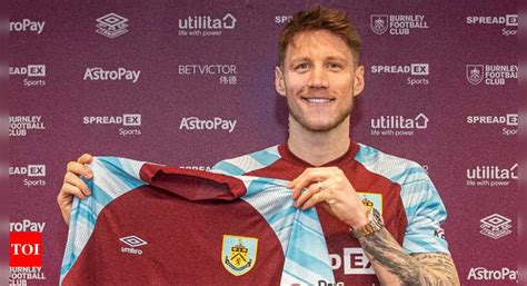 EPL: Burnley sign Netherlands striker Wout Weghorst | Football News ...