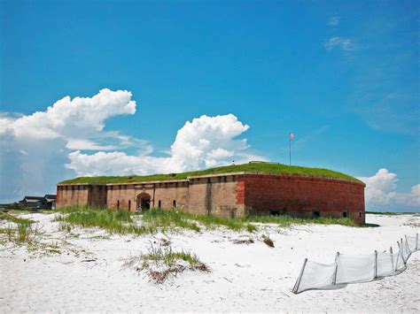 9 EPIC Mississippi National Parks Worth the Visit (Helpful Guide + Photos)