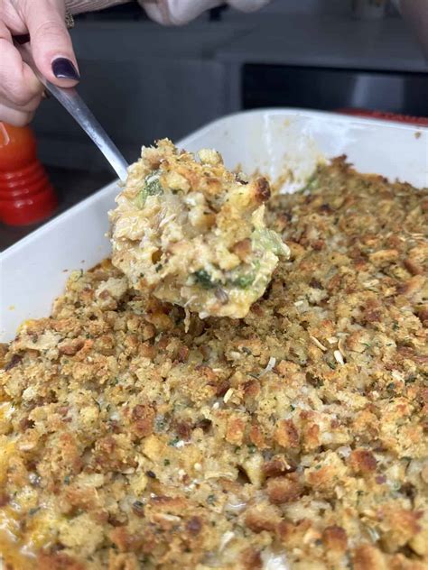 10 Juicy Thanksgiving Chicken Recipes To Impress Your Guests