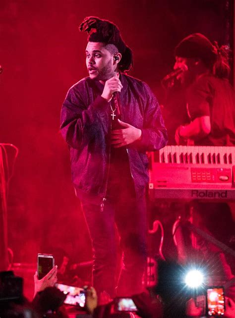 The Weeknd Performs Live Concert at Drai's Nightclub