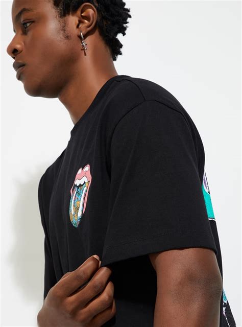 Buy URB_N Men Oversized Back Printed T-shirt Online at just Rs. 699.0 ...