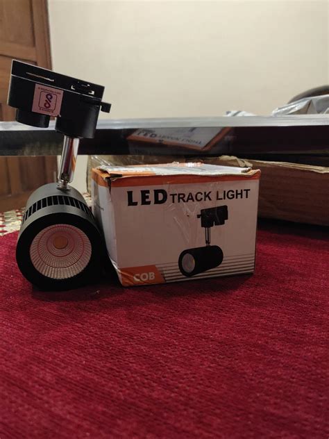 Buy Glitz 9 watts LED spot Track Light 4000k Black Body (Neutral White ...