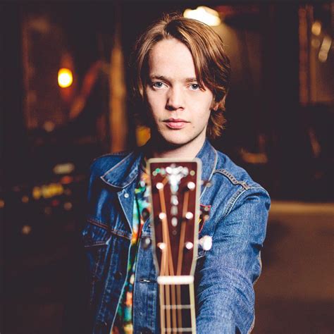 Billy Strings | iHeart