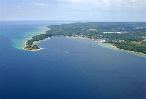 Little Traverse Bay in Harbor Springs, MI, United States - harbor ...