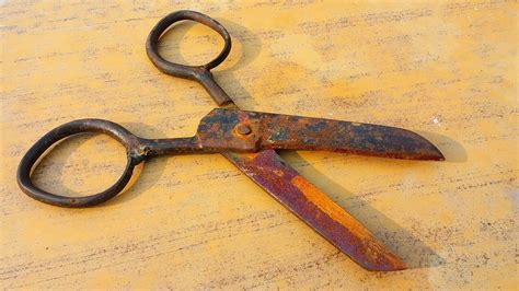 How To Remove Rust From Scissors? - WD40 India
