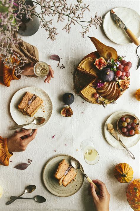 SHOULD YOU STUDY FOOD PHOTOGRAPHY + VEGAN SPICED AUTUMN CAKE RECIPE — a ...