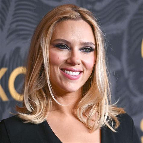 Scarlett Johansson Golden Blonde Hair