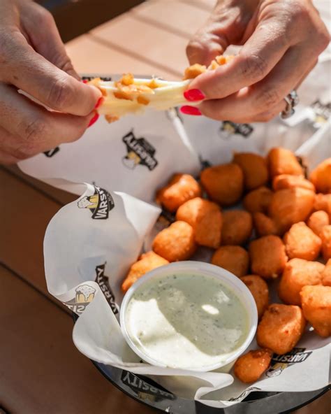 Varsity Ice House (@varsityicehouse) • Instagram photos and videos